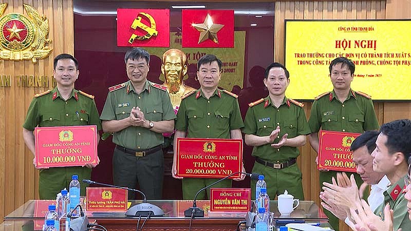 Thanh Hóa khen thưởng các cá nhân và tập thể đạt thành tích xuất sắc trong đấu tranh phòng, chống tội phạm