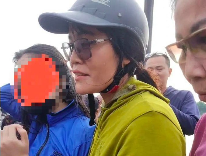 Tuyên dương, khen thưởng cô giáo có hành động dũng cảm cứu sống một nữ sinh