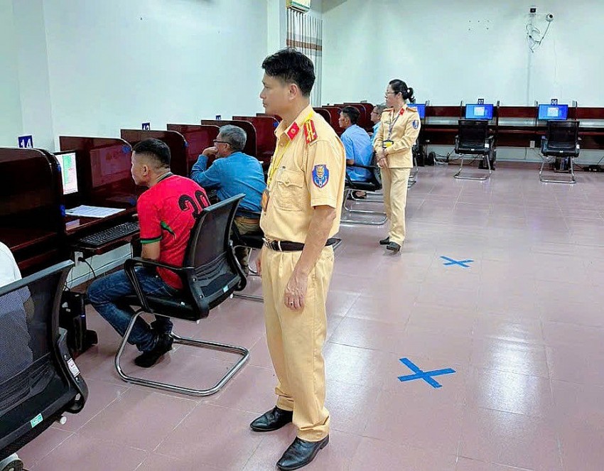 Hội đồng sát hạch cho biết kỳ thi được tổ chức theo đúng quy định, đảm bảo tính nghiêm túc, công khai và minh bạch.