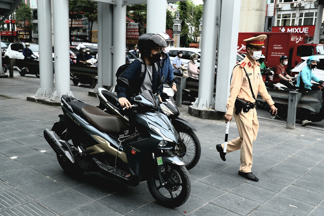 CSGT TP Hà Nội triển khai kế hoạch tăng cường xử lý vi phạm bằng thiết bị kỹ thuật nghiệp vụ