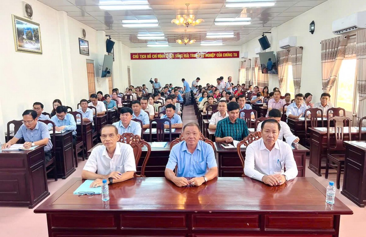 Bạc Liêu: Tập huấn nâng cao năng lực cho đội ngũ công chức Tư pháp khi tổ chức chính quyền địa phương 02 cấp Bạc Liêu: Tập huấn nâng cao năng lực cho đội ngũ công chức Tư pháp khi tổ chức chính quyền địa phương 02 cấp