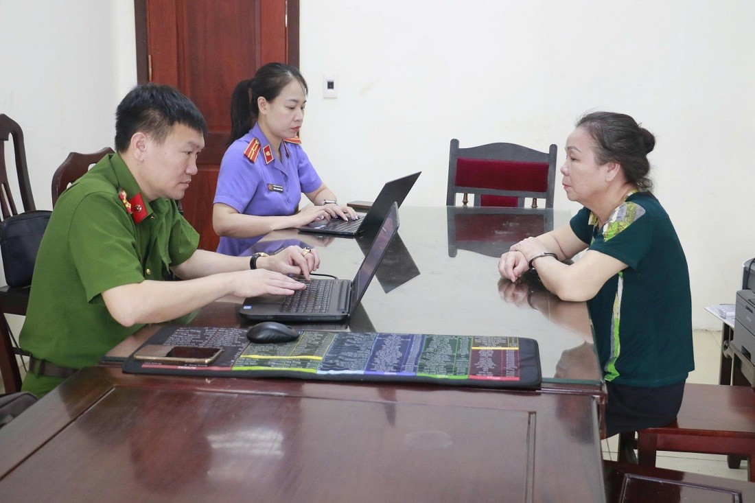 Đối tượng cầm đầu Phạm Thị Sáng - Ảnh Công an Nghệ An.