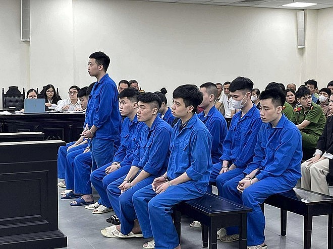 Nhóm giả danh bác sĩ Bệnh viện Mắt Trung ương lừa đảo bán thuốc hầu tòa