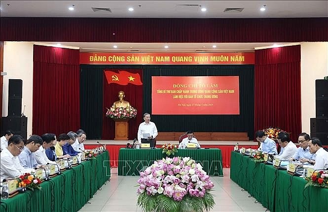 Tổng Bí thư Tô Lâm chủ trì buổi làm việc với Ban Tổ chức Trung ương. Ảnh: TTXVN