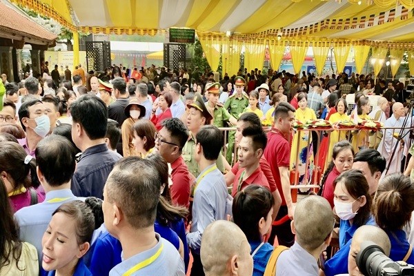 Xá lợi Đức Phật đã được an vị tại chùa Chuông