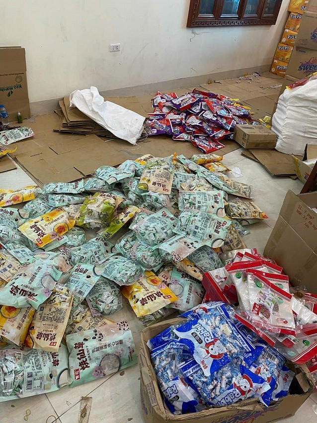 Các sản phẩm kẹo làm giả.