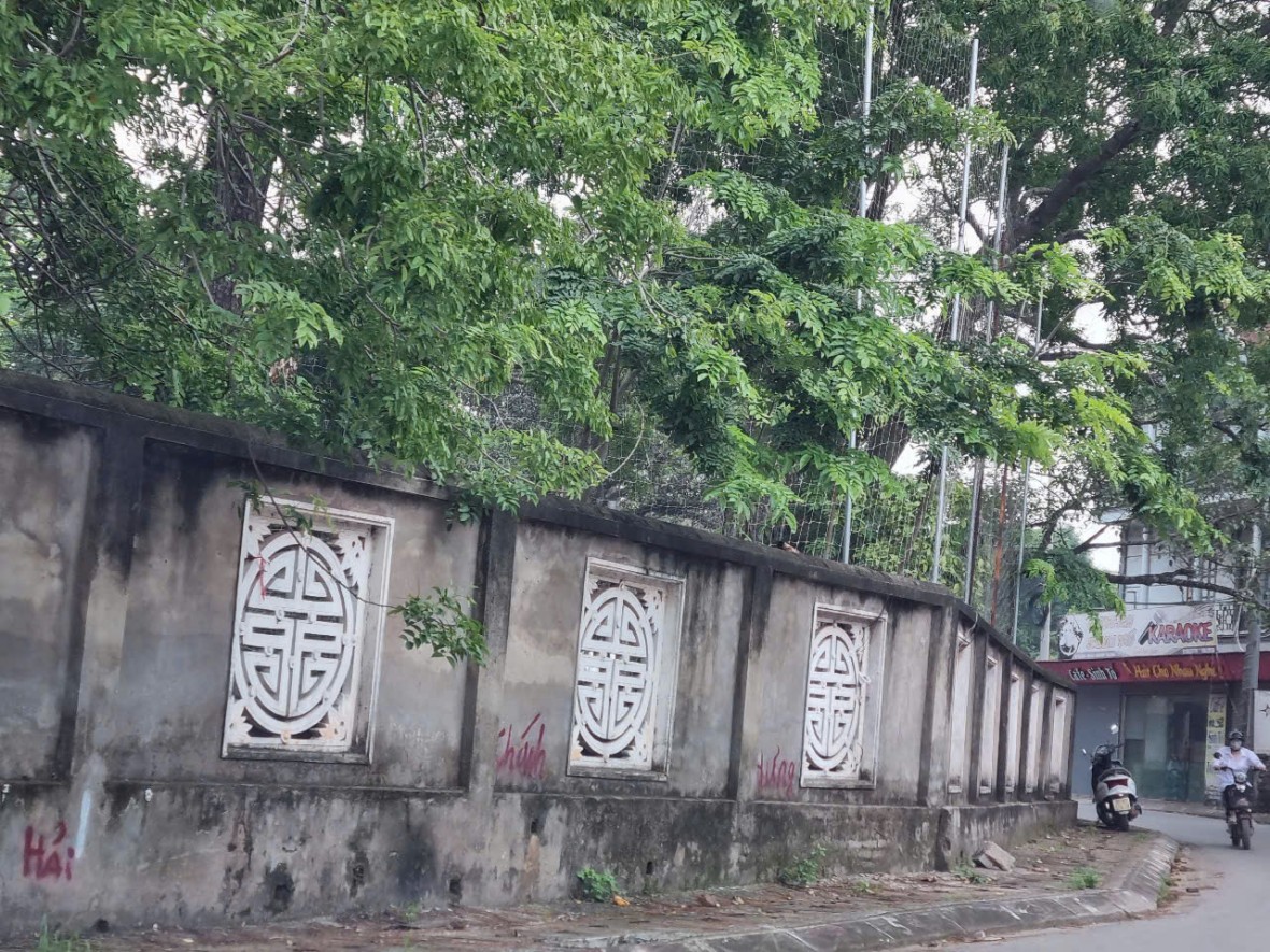 Bắc Giang: Cần làm rõ việc kẻ vạch, chia ô để thu tiền dịch vụ tại lễ hội Tiên Lục năm 2025