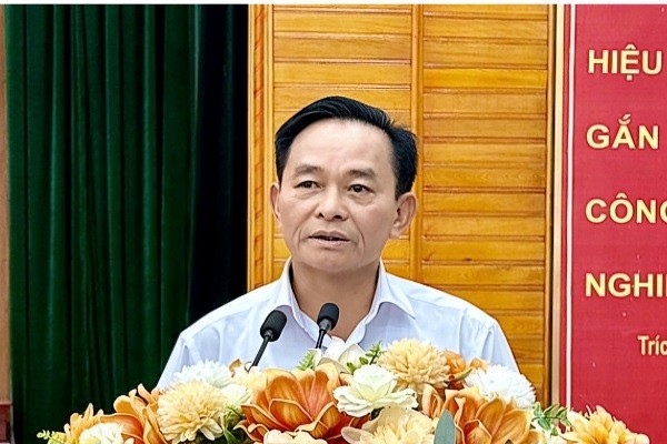 Lãnh đạo tỉnh Nam Định tiếp xúc cử tri trước kỳ họp Lãnh đạo tỉnh Nam Định tiếp xúc cử tri trước kỳ họp