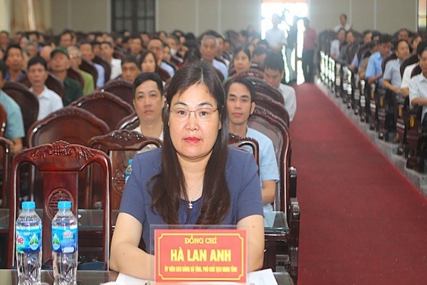 Lãnh đạo tỉnh Nam Định tiếp xúc cử tri trước kỳ họp Lãnh đạo tỉnh Nam Định tiếp xúc cử tri trước kỳ họp