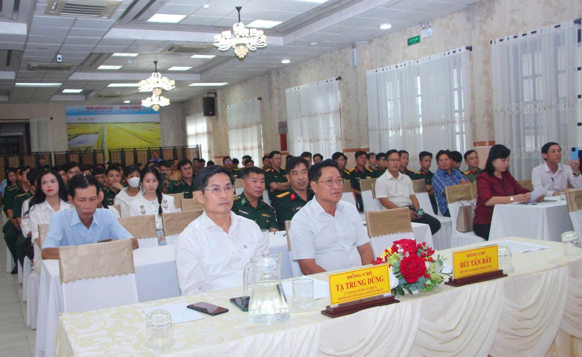 Bạc Liêu trao giải Cuộc thi trực tuyến tìm hiểu về cuộc đời, sự nghiệp, tư tưởng, đạo đức của Bác Hồ