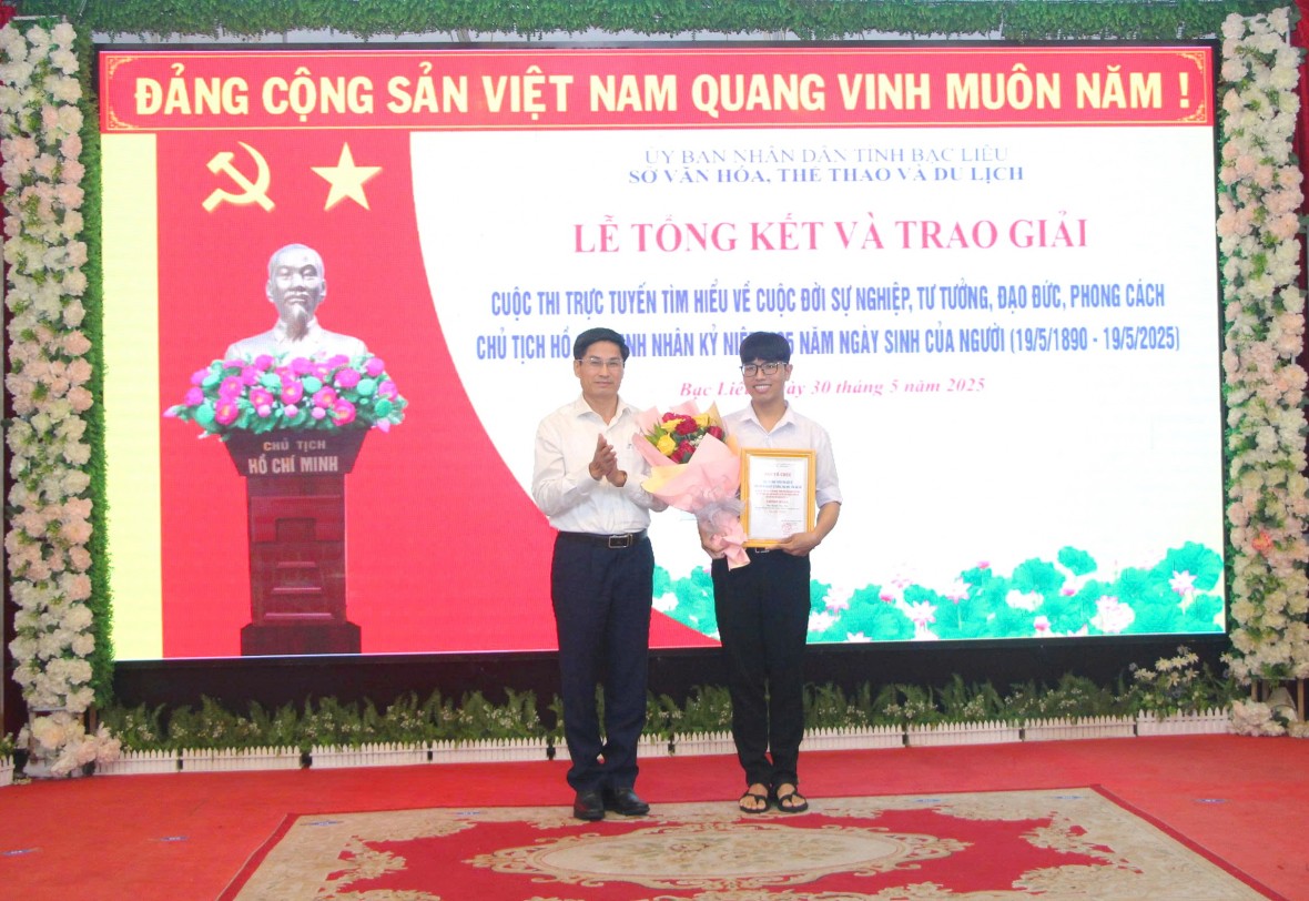 Bạc Liêu trao giải Cuộc thi trực tuyến tìm hiểu về cuộc đời, sự nghiệp, tư tưởng, đạo đức của Bác Hồ