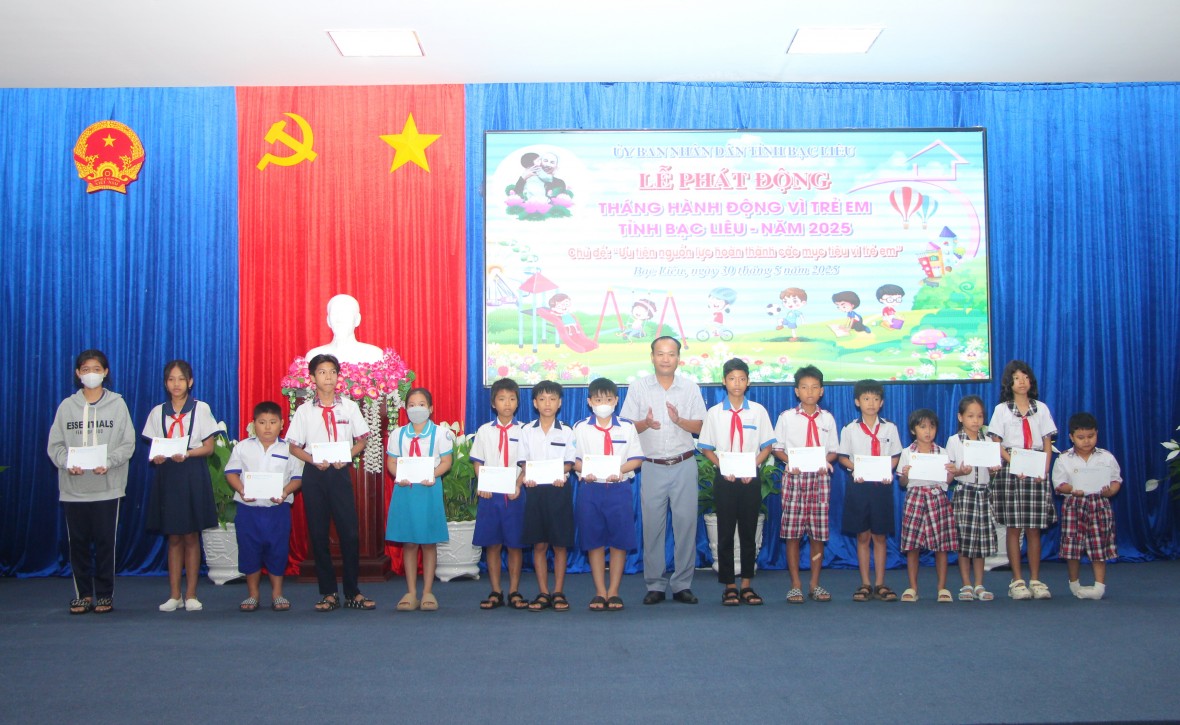 Bạc Liêu: Lễ phát động Tháng hành động vì trẻ em