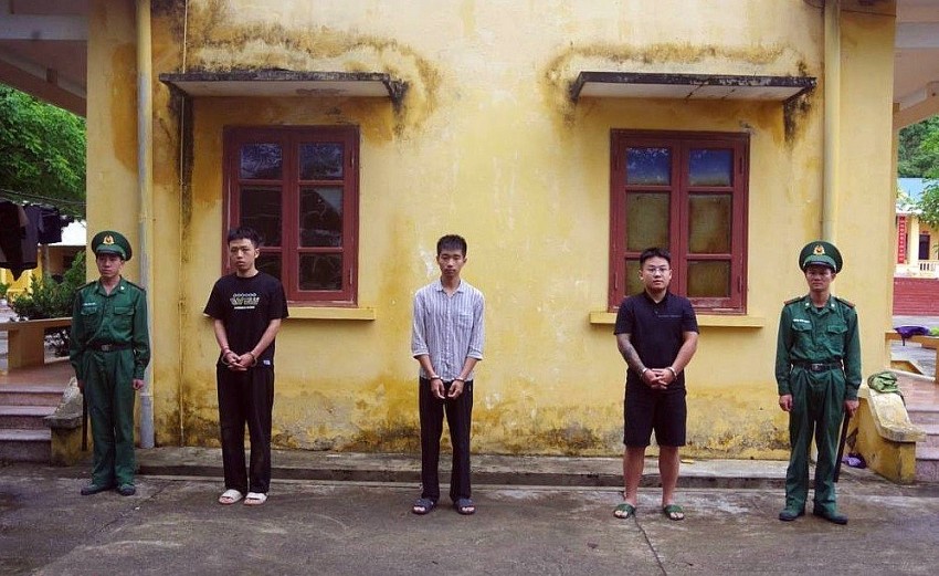 Bắt giữ 3 người Trung Quốc nhập cảnh trái phép vào Việt Nam