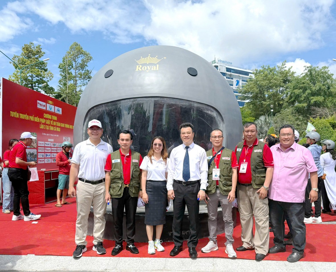 Báo Pháp Luật Việt Nam tuyên truyền pháp luật về ATGT học đường lần 3 tại Cà Mau