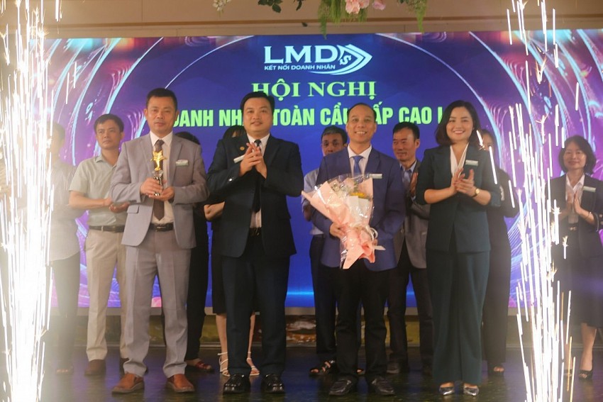 Tổ chức kết nối doanh nhân toàn cầu LMD: Vinh danh và phát triển.