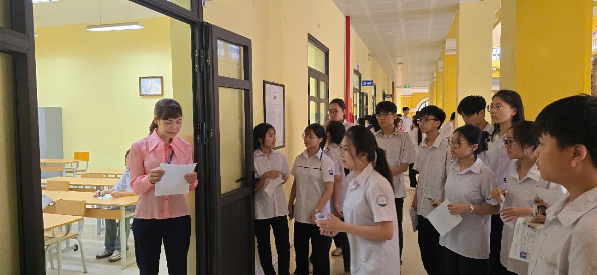 Hơn 15.700 sĩ tử Quảng Ninh chính thức bước vào Kỳ thi tuyển sinh lớp 10