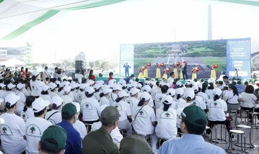 Quảng Ninh mít tinh hưởng ứng Ngày Môi trường thế giới