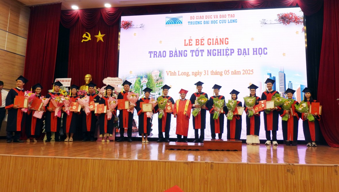 Trường Đại học Cửu Long đã đào tạo và cấp bằng cho gần 38.000 cử nhân, kỹ sư