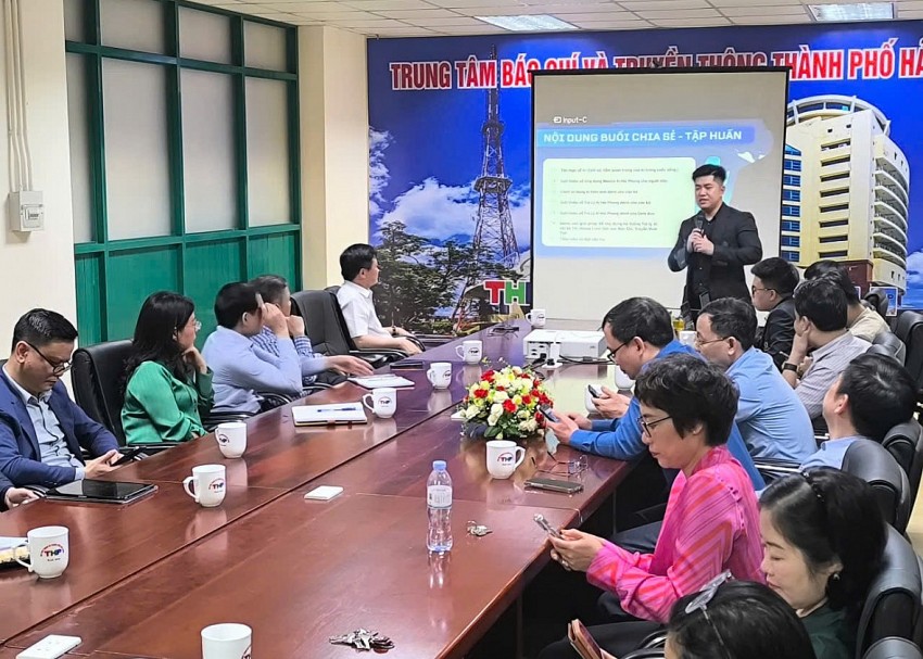 Một buổi tập huấn, trải nghiệm ứng dụng AI Hải Phòng tại Trung tâm Báo chí và Truyền thông thành phố Hải Phòng. Một buổi tập huấn, trải nghiệm ứng dụng AI Hải Phòng tại Trung tâm Báo chí và Truyền thông thành phố Hải Phòng.