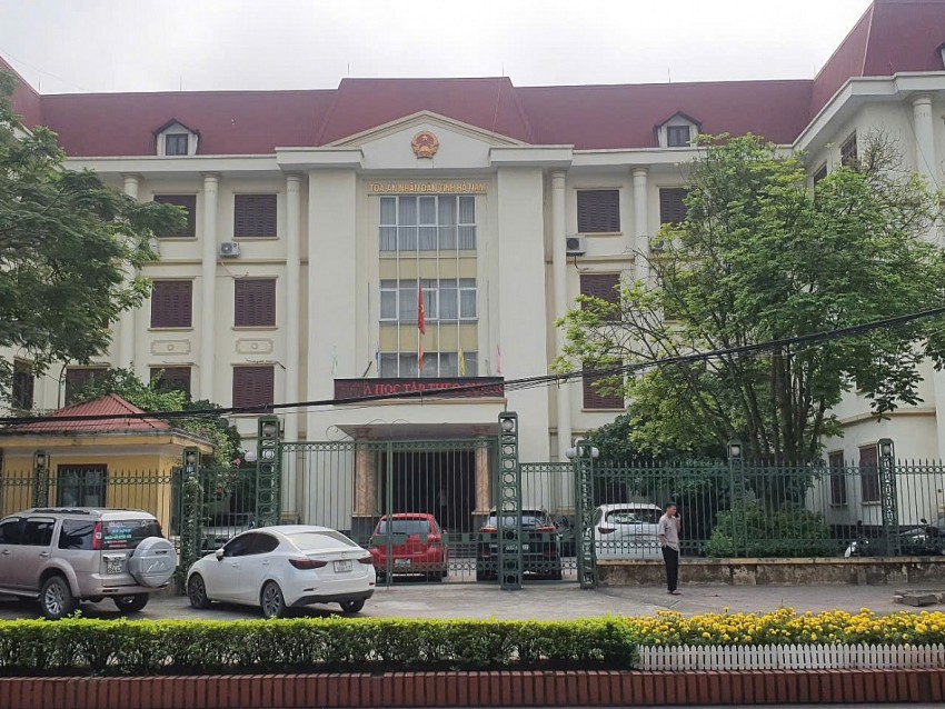 Tranh cãi pháp lý về vụ án làm lộ đề thi tốt nghiệp THPT năm 2021 tại Hà Nam