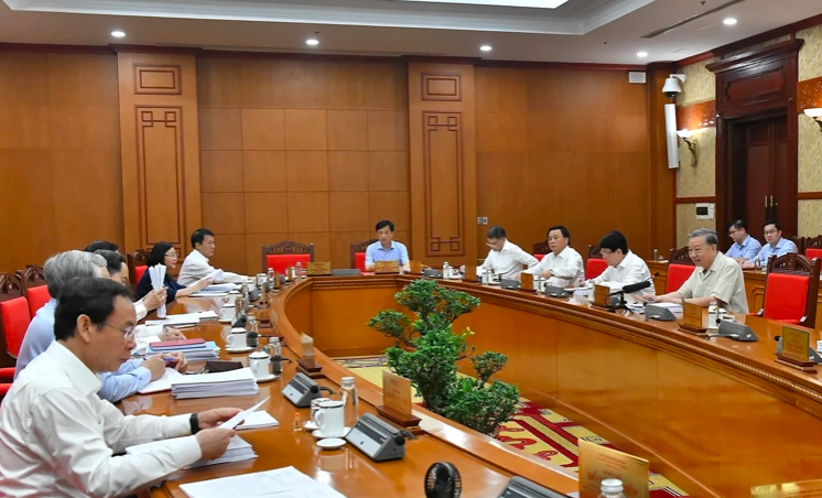 Bộ Chính trị, Ban Bí thư đồng ý tổ chức lại chi cục thuế, chi cục thống kê, bảo hiểm xã hội khu vực.