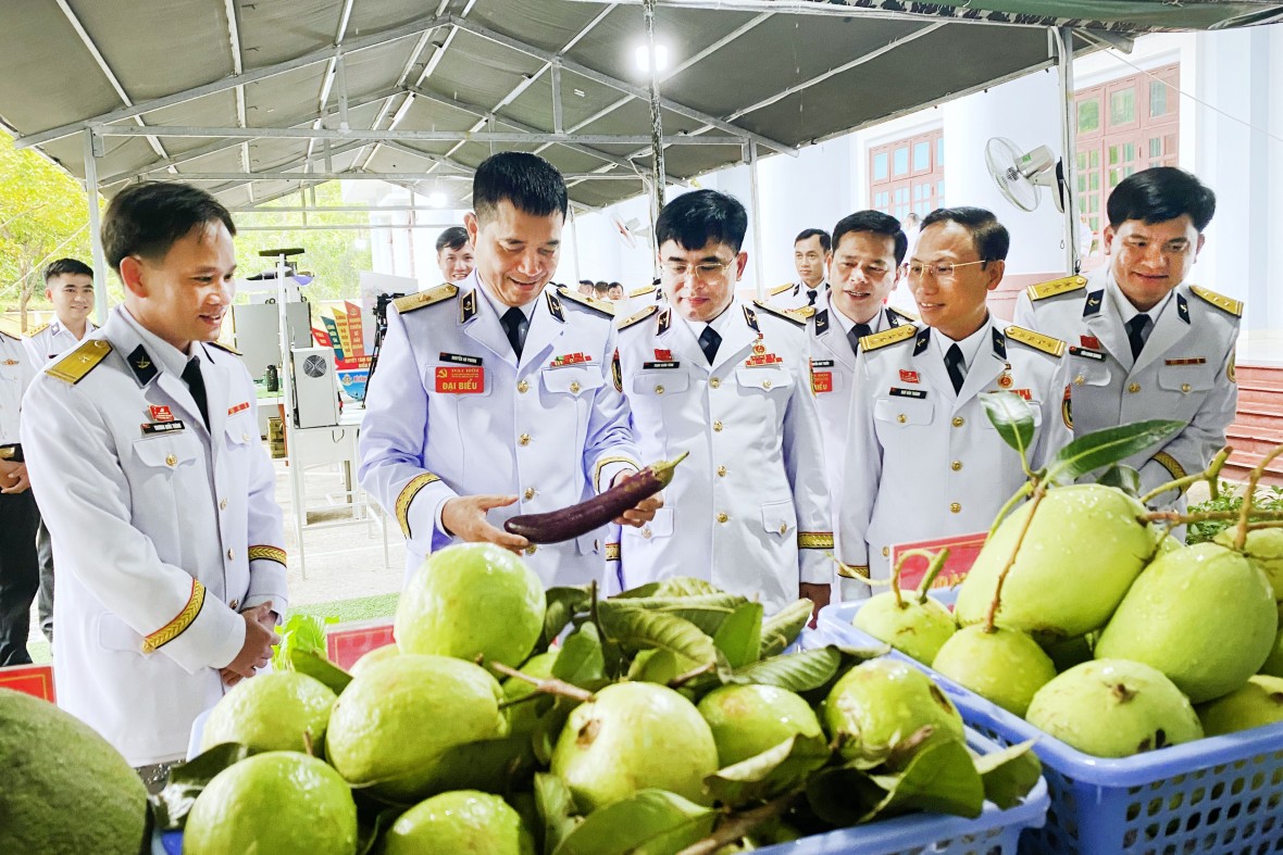 Đảng bộ Vùng 5 Hải quân: Phát huy bản lĩnh, trí tuệ, xây dựng đơn vị cách mạng, chính quy, tinh nhuệ, hiện đại