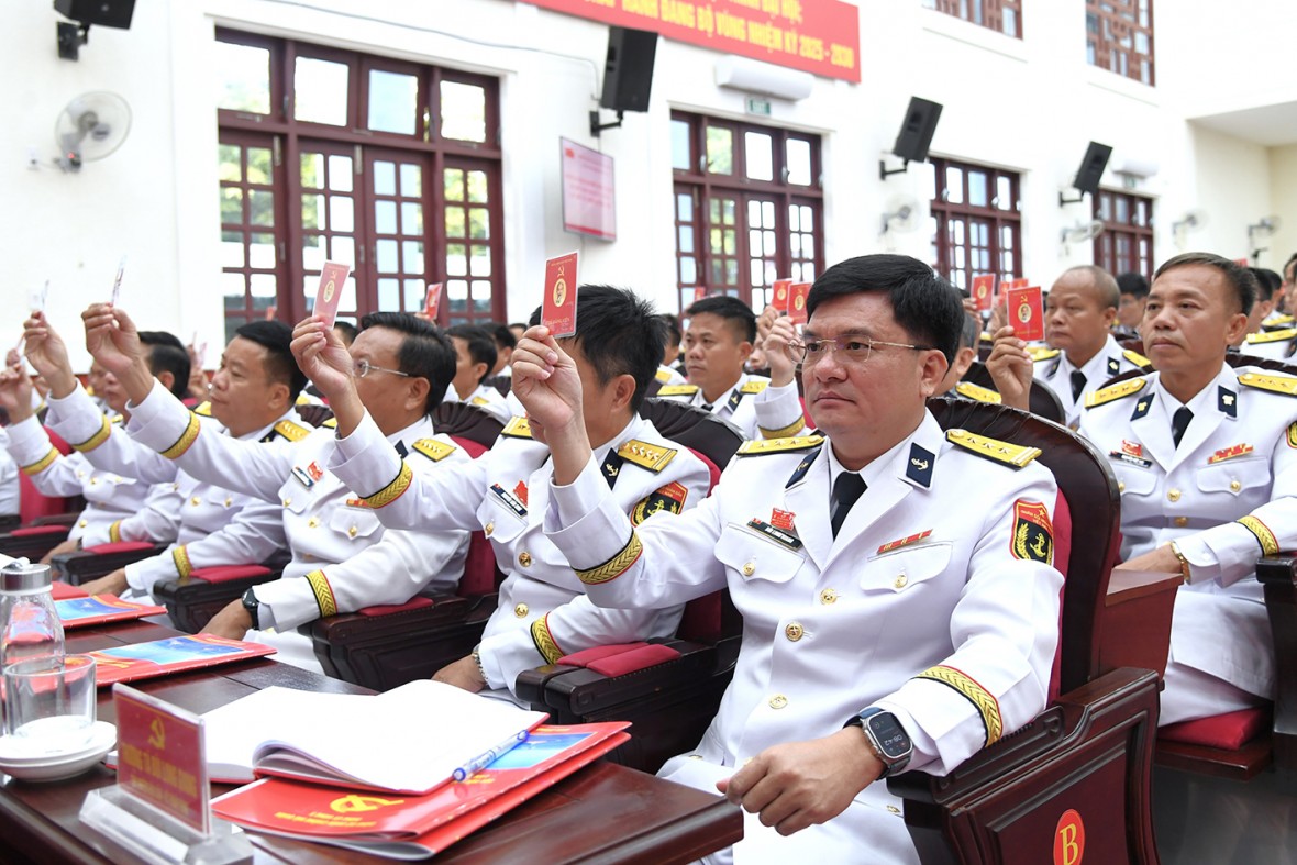 Đảng bộ Vùng 5 Hải quân: Phát huy bản lĩnh, trí tuệ, xây dựng đơn vị cách mạng, chính quy, tinh nhuệ, hiện đại