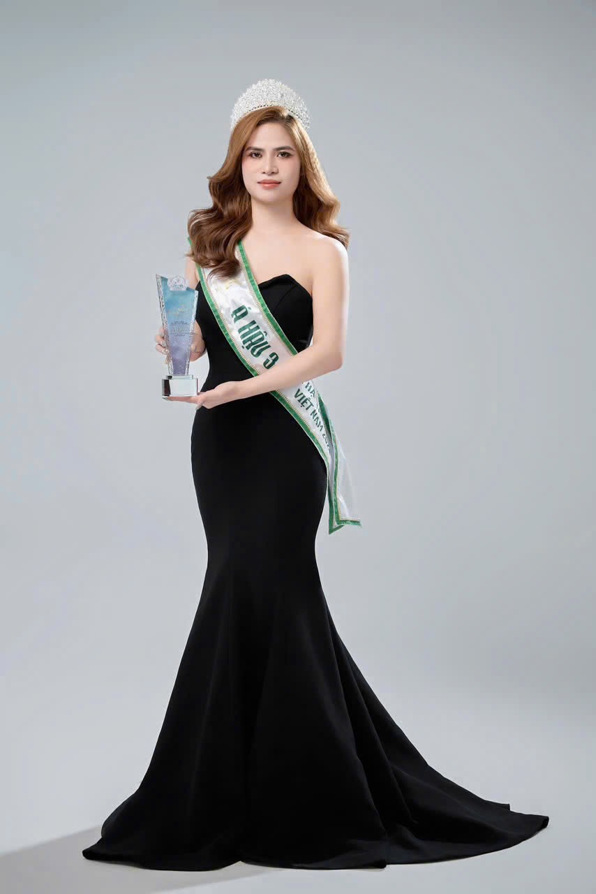 Á hậu Cao Điệp: Tâm & Tầm của nữ doanh nhân thiện lành xứ Thanh