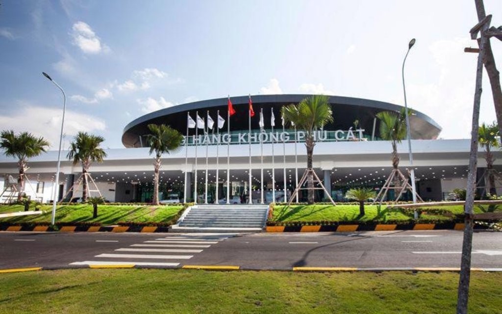 Tăng cường các chuyến bay đêm từ Hà Nội và TP HCM đi, đến Bình Định