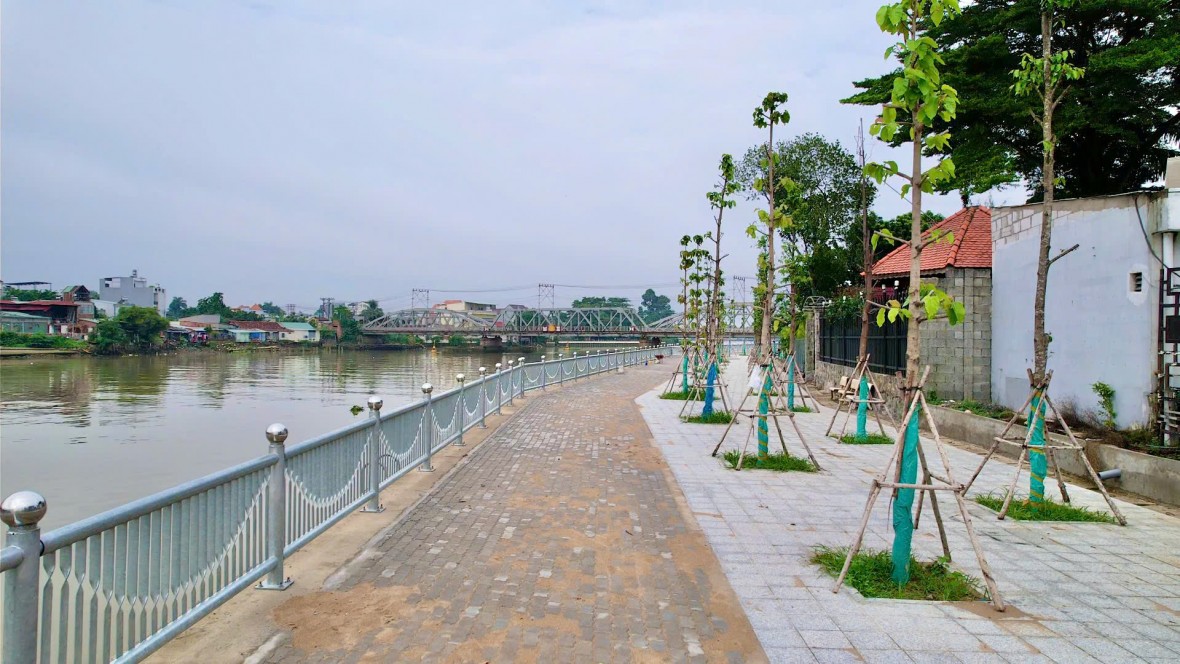 Cận cảnh kè sông uốn lượn ôm trọn thành phố Biên Hòa hơn 300 năm tuổi