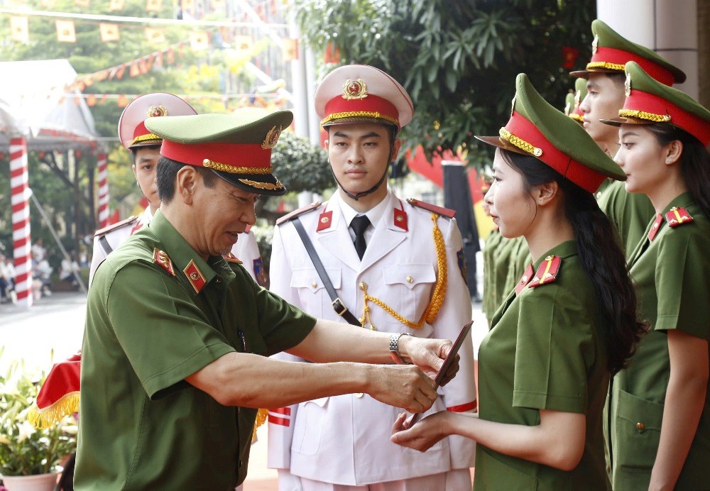 38 học viên Học viện CSND được thăng cấp bậc hàm vượt cấp