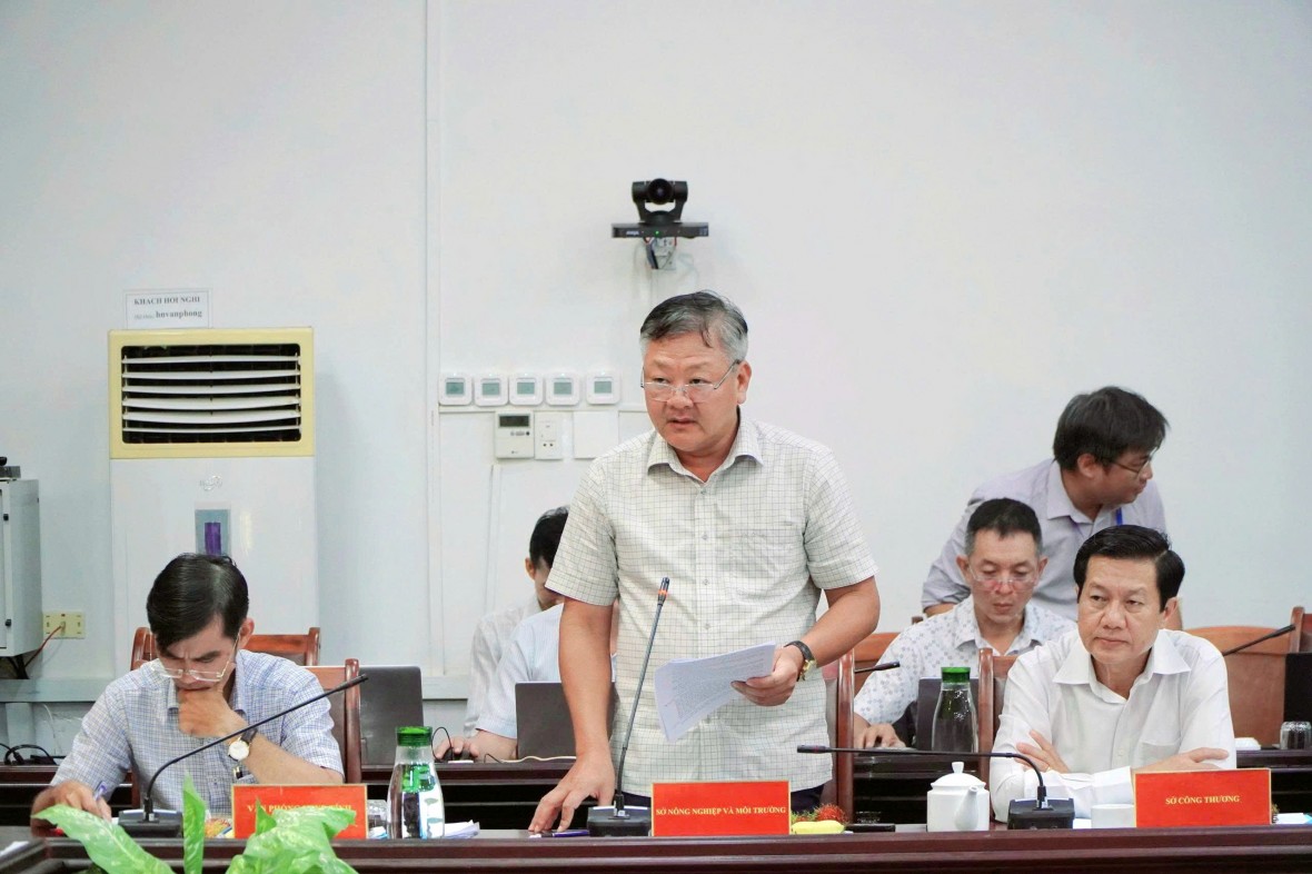 Thứ trưởng Bộ Nông nghiệp và Môi trường Trần Thanh Nam làm việc với Kiên Giang về công tác đấu tranh, phòng chống buôn lậu, gian lận thương mại