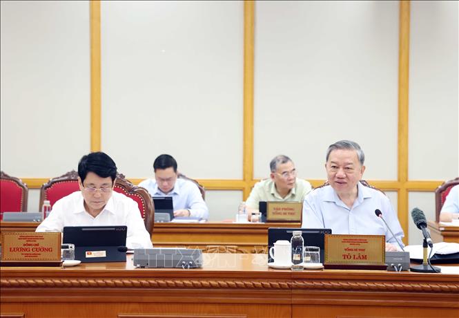 Tổng Bí thư: Bố trí, sắp xếp cán bộ đúng nguyên tắc, không để phát sinh vấn đề phức tạp nội bộ- Ảnh 2.