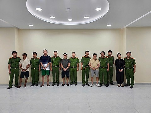 Các đối tượng bị bắt giữ Các đối tượng bị bắt giữ