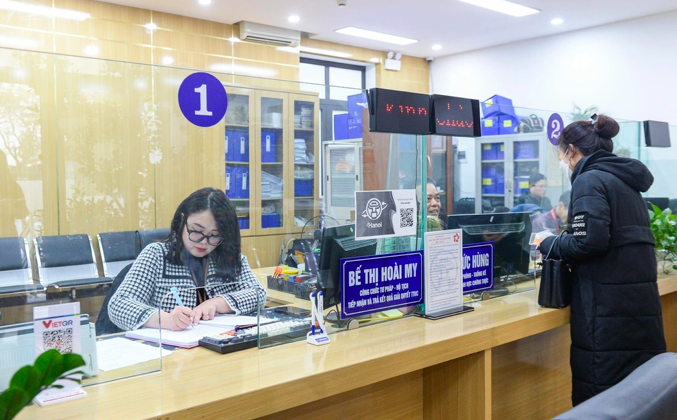 Bộ Tài chính đề xuất tổ chức lại 20 chi cục thuế khu vực hiện nay thành 34 thuế tỉnh, thành phố trực thuộc Trung ương (Ảnh: VGP).