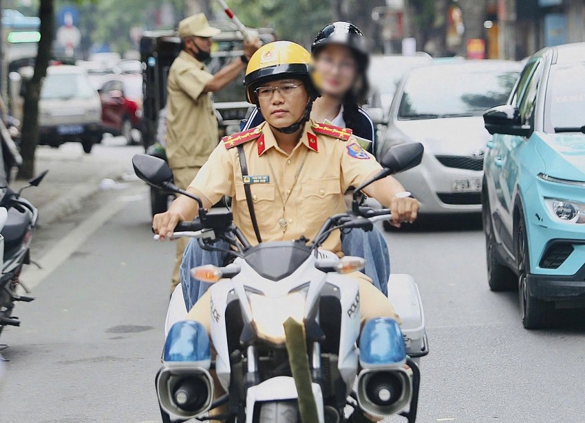 Công an Hà Nội đồng hành, tiếp sức cho thí sinh trong kỳ thi tuyển sinh lớp 10