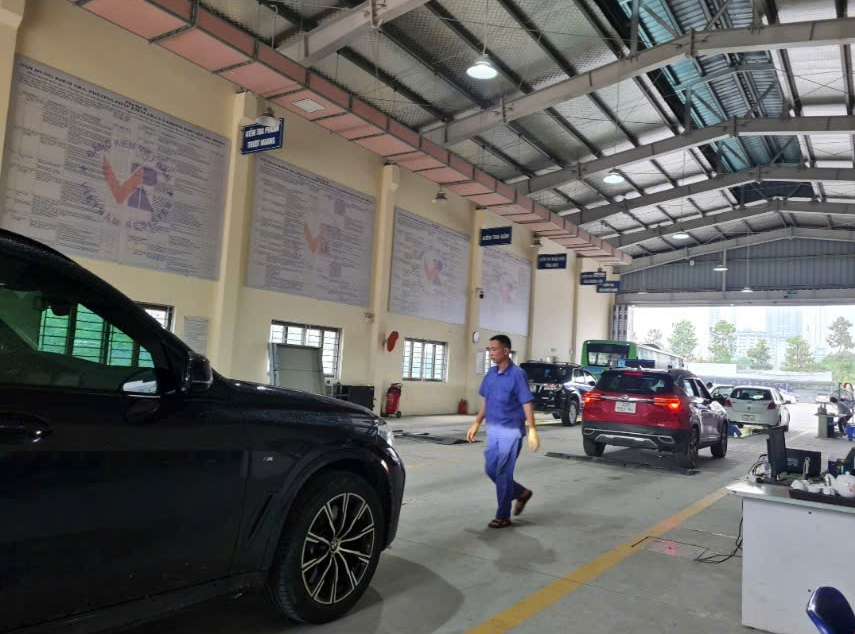 Bộ Xây dựng đề xuất những trường hợp không phải nộp phí đường bộ