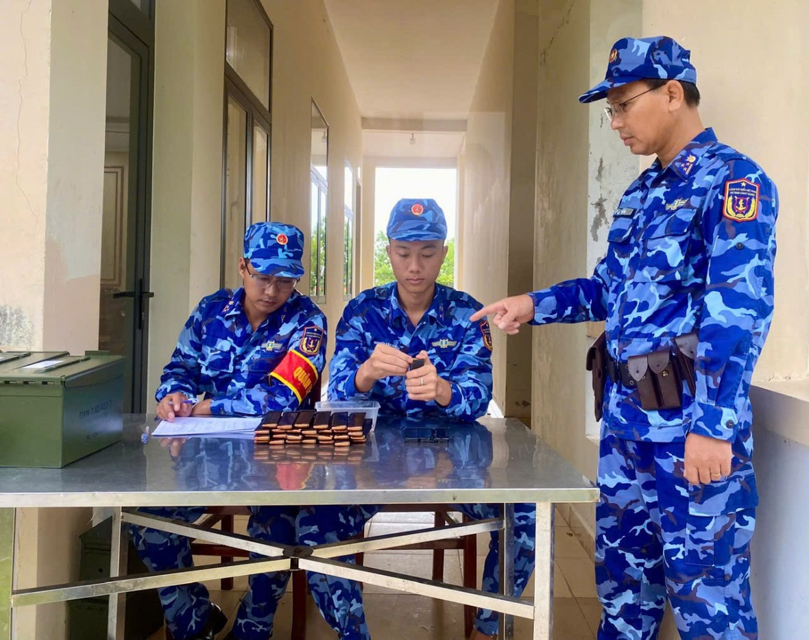 Hải đoàn 42 tổ chức kiểm tra bắn đạn thật súng K54 năm 2025: Nâng cao kỹ năng chiến đấu, đảm bảo sẵn sàng chiến đấu trong mọi tình huống