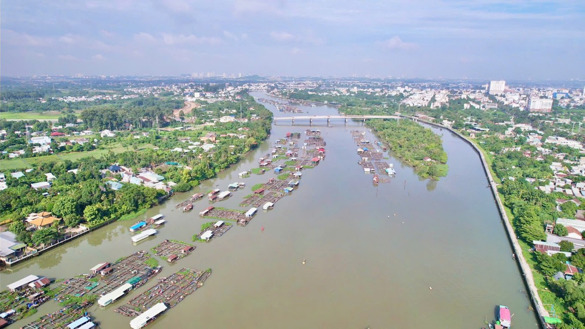 Công trường đường ven sông Cái ì ạch vì vướng mặt bằng Công trường đường ven sông Cái ì ạch vì vướng mặt bằng