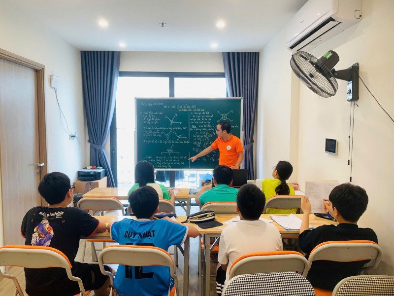 Giáo viên dạy kèm tại nhà có vi phạm quy định của Bộ GD&ĐT?