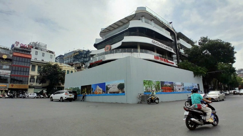 Cận cảnh tòa nhà 