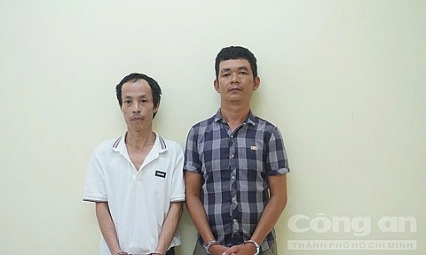 Từ trái qua: Ngô Sơn Hà, Trần Như Phước. Từ trái qua: Ngô Sơn Hà, Trần Như Phước.