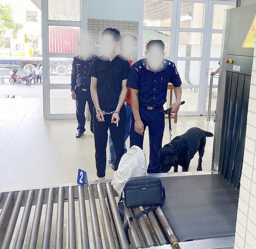 Đối tượng bị bắt giữ.