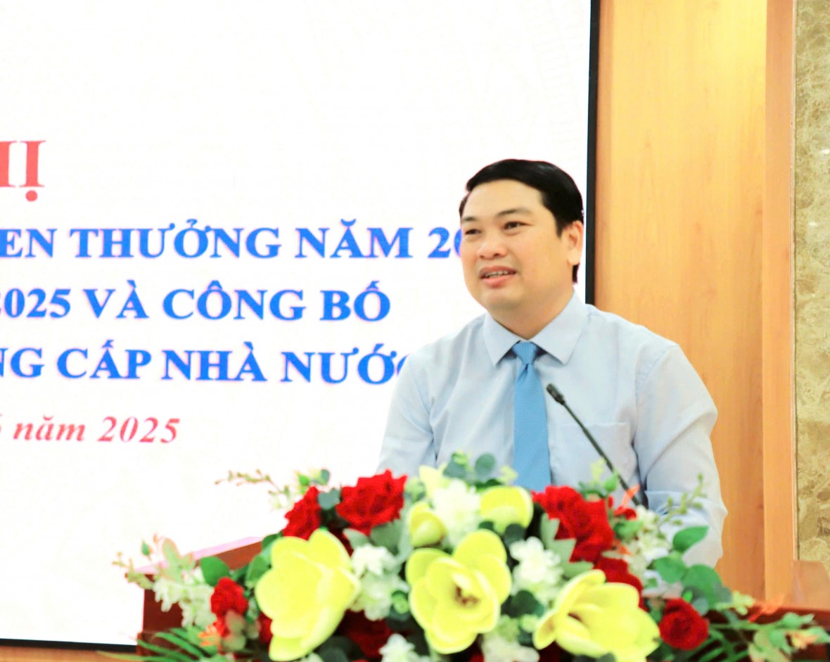 2 tập thể, 14 cá nhân tại Kiên Giang được trao tặng Huân chương Lao động