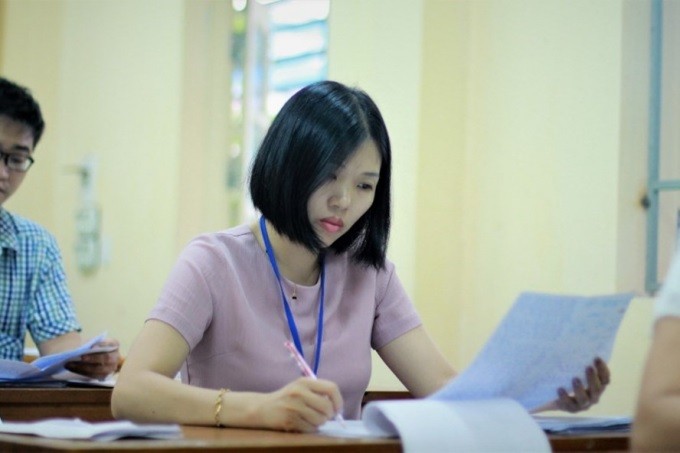 Hà Nội huy động hơn 2.000 giáo viên chấm thi lớp 10. (Ảnh: GT) Hà Nội huy động hơn 2.000 giáo viên chấm thi lớp 10. (Ảnh: GT)