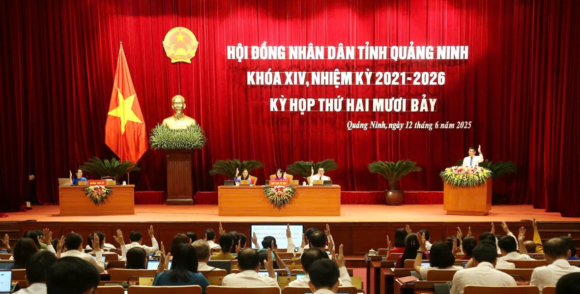 Quảng Ninh thông qua 3 nghị quyết quan trọng tại kỳ họp thứ 27
