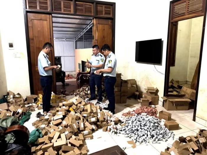 Hơn 3.300 sản phẩm mỹ phẩm không rõ nguồn gốc được phát hiện tại xã Cư Né. (Ảnh: Chi cục QLTT tỉnh Đắk Lắk)