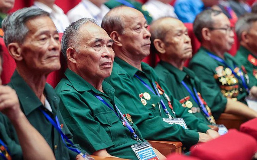 Chủ tịch nước tặng quà cho gần 1,6 triệu người có công với cách mạng dịp 27/7 Chủ tịch nước tặng quà cho gần 1,6 triệu người có công với cách mạng dịp 27/7