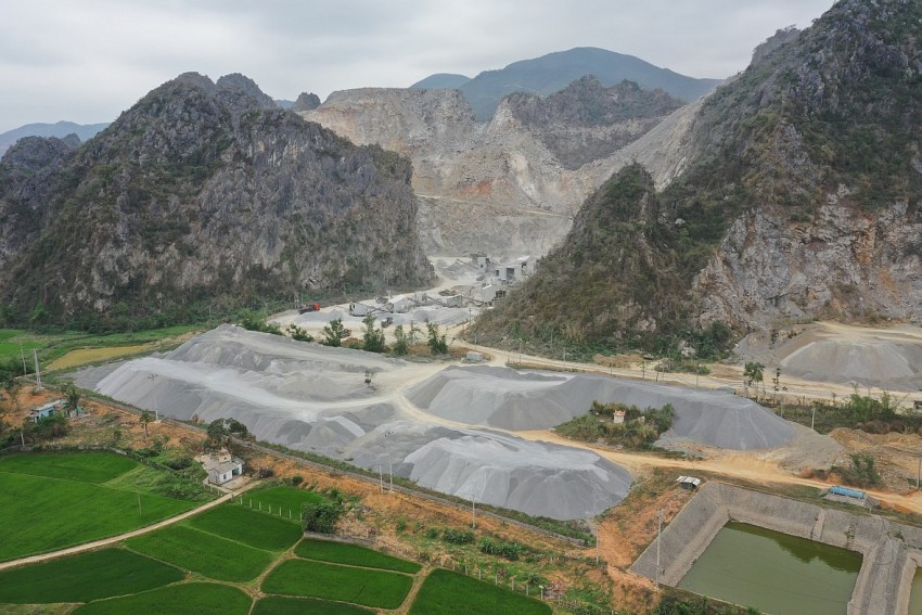 Nhiều ngon núi đang dần biến mất 