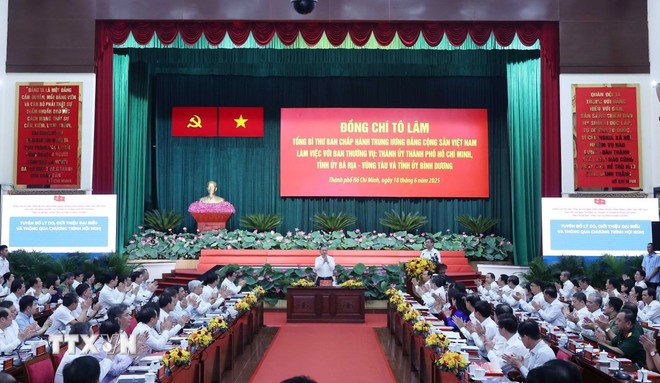 Tổng Bí thư Tô Lâm chủ trì buổi làm việc. (Ảnh: Thống Nhất/TTXVN)